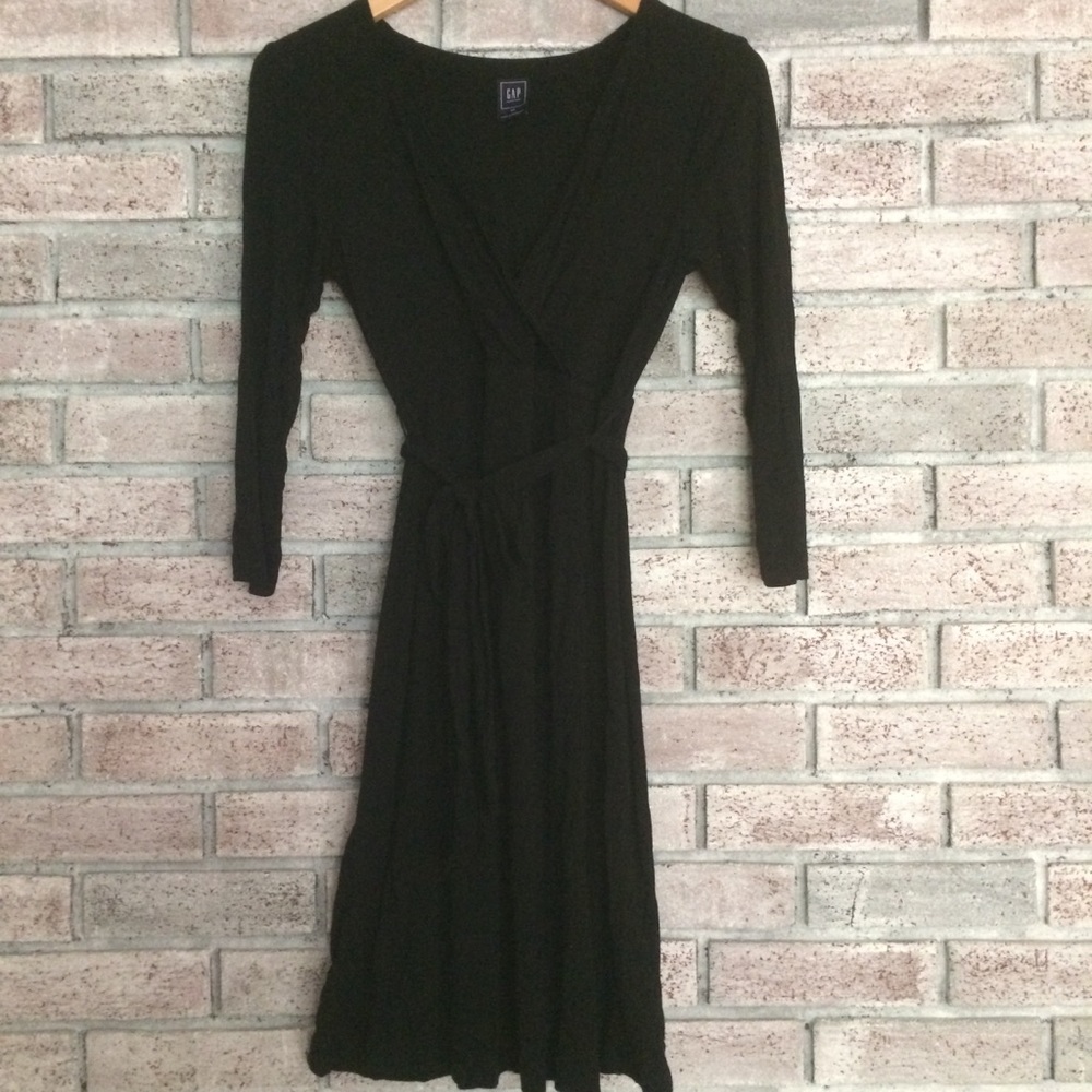GAP Maternity Black wrap stress